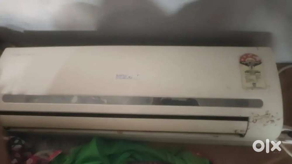 Voltes Ac for 1.5 ten good working