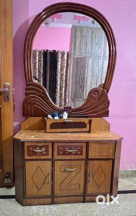 Large size wooden dressing table and four wooden chairs