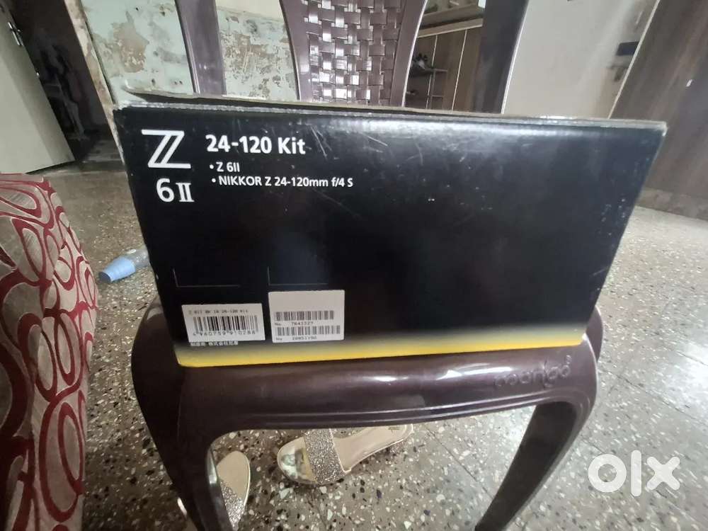 hardly used camera for sell z24-120 with lens
nikon
