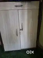Shoe rack in GOOD condition