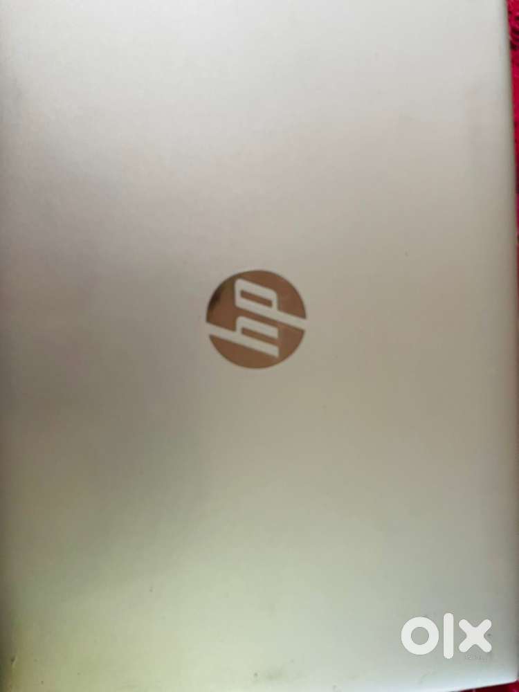 Hp laptop i5 8g super condition