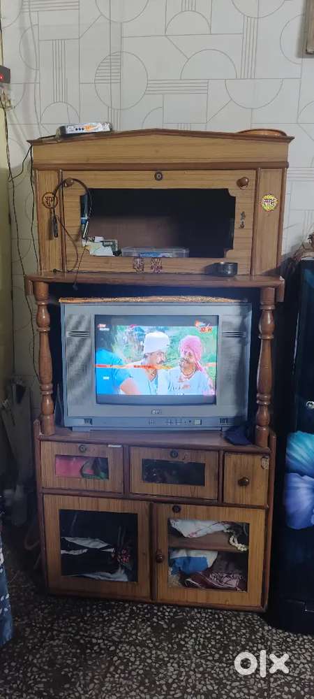 TV Showcase and tv