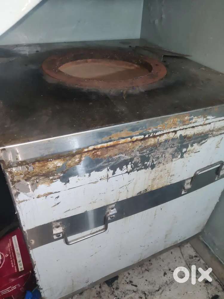 Stainless steel Tandoor in very gud condition