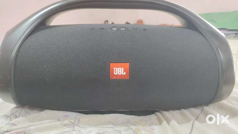 JBL Boombox