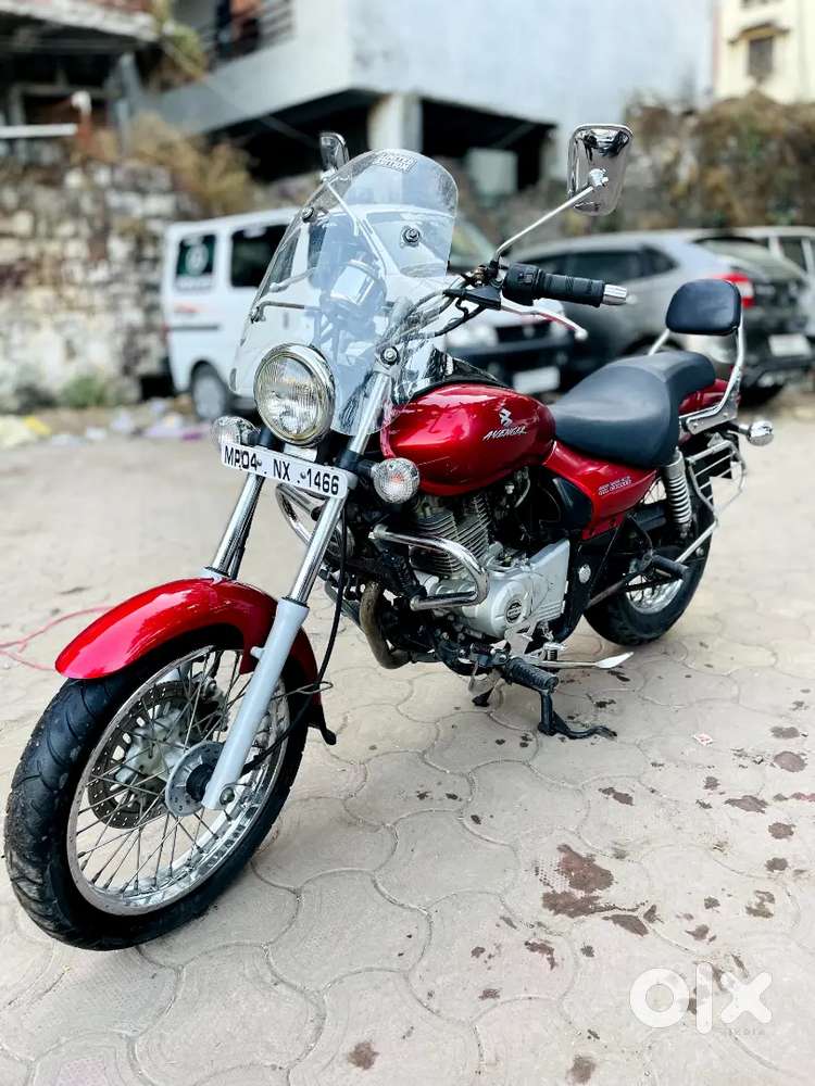 BAJAJ AVENGER 220cc (21000)km