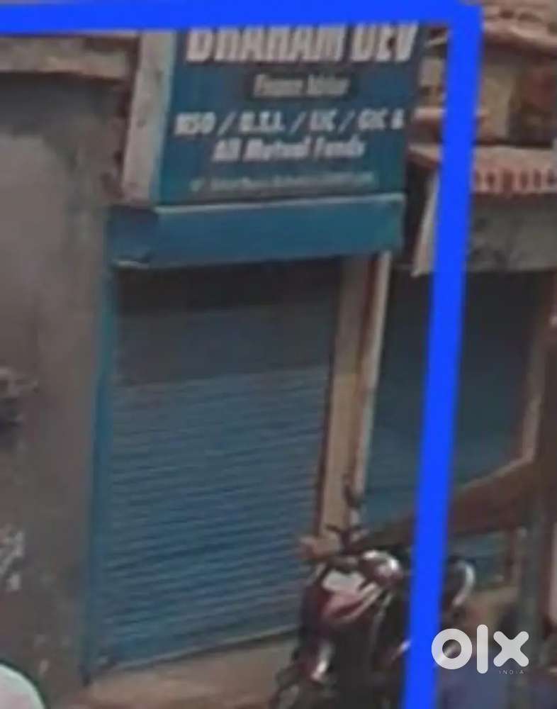 13.6*8.6 का साइज है दूकान