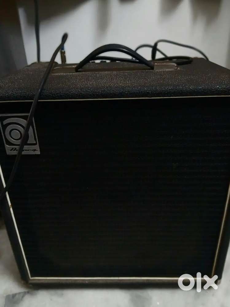 Bass amp ampeg ba112