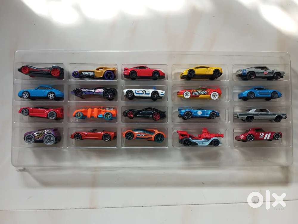 90% Off. Hot Wheels Pack of 20 All Metal Vintage and New Model Cars
