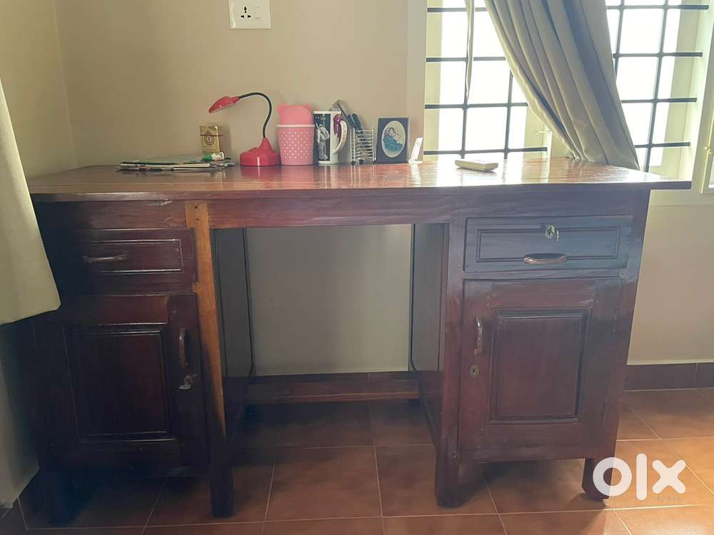 Wooden table