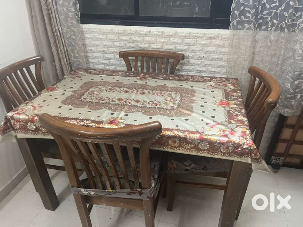 Good Quality sofa set 3+1 and dining table with 4Chairs