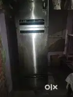 Best condition treeple door fridge