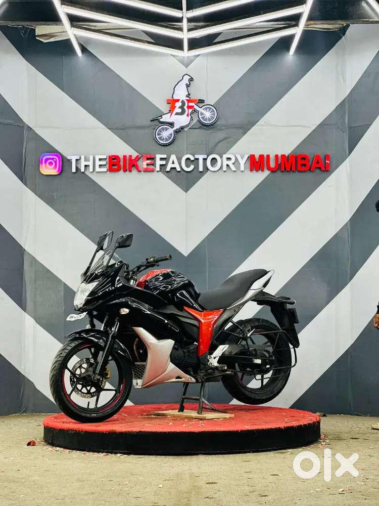 SUZUKI GIXXER SF (the bike factory Mumbai)