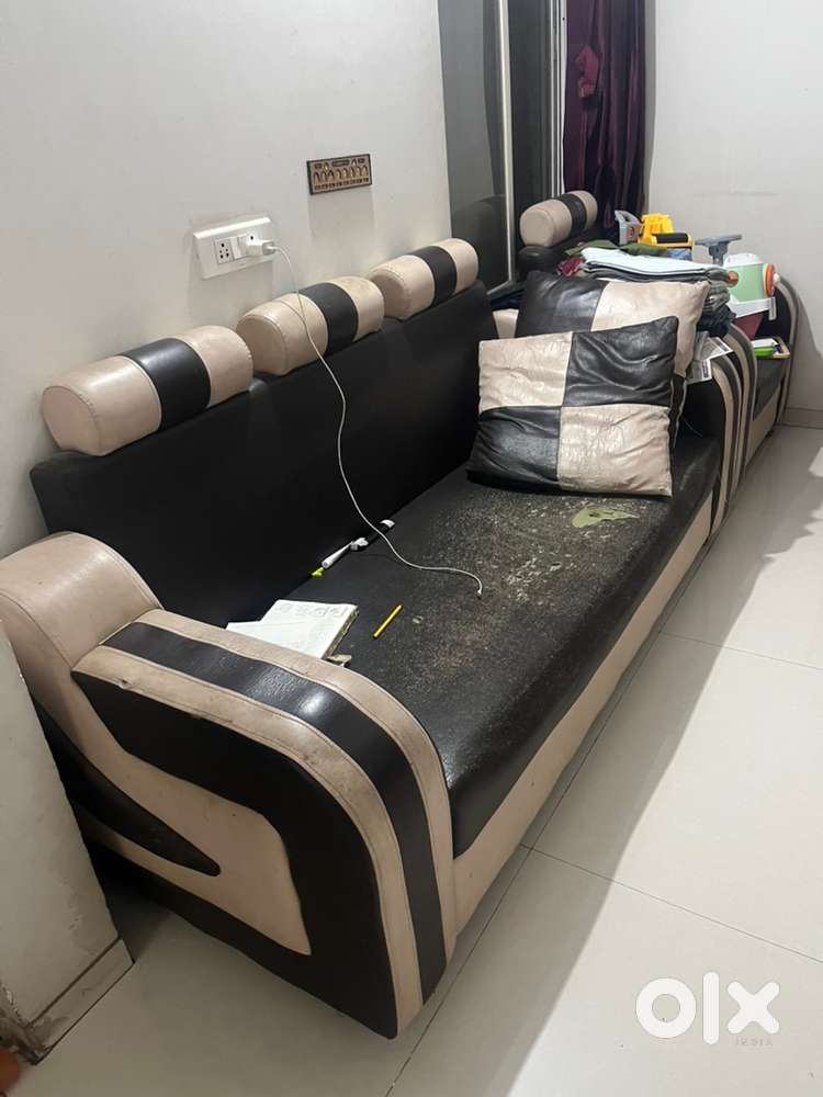 3*2 sofa for sale