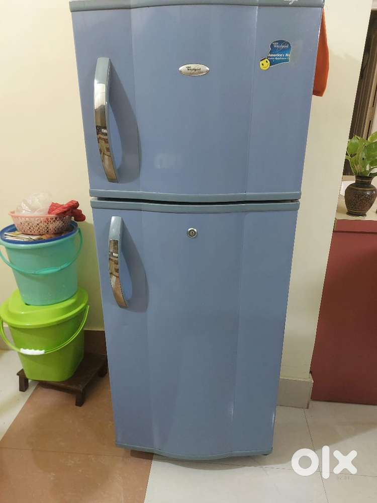 Whirlpool powder blue color double door 223L fridge good condition