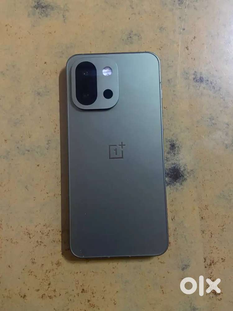 Oneplus 13s [neat condition]