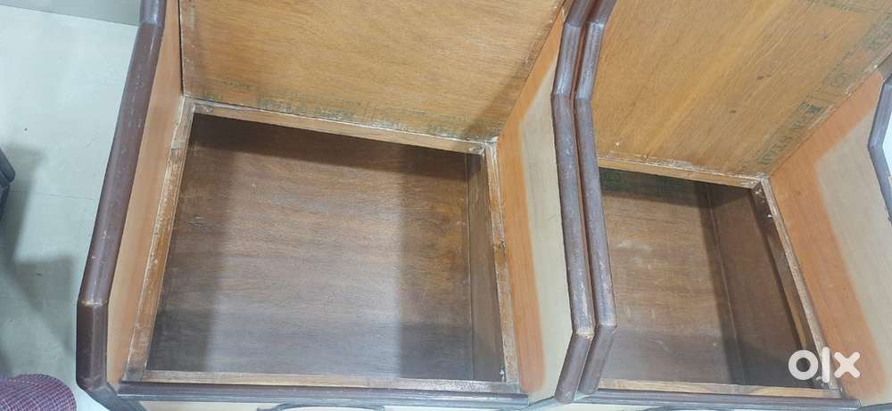 3 and 2 seater sofa and 1 glass table all with storage