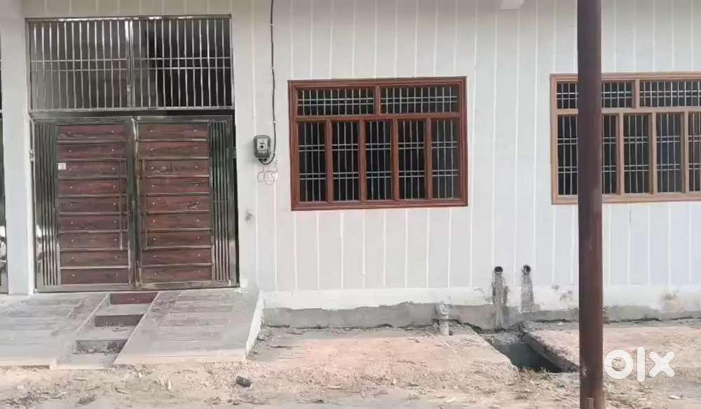 Modern House For sale in P Pocket Ganga Nagar at 60 ft Road