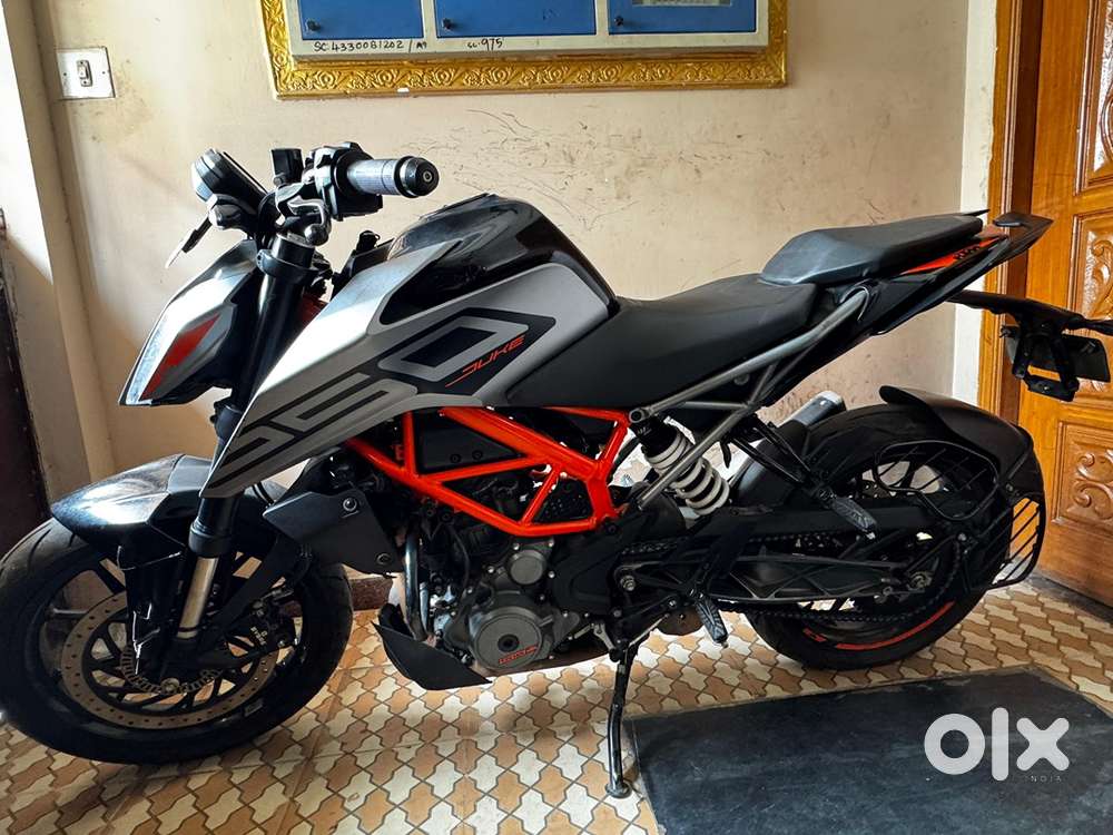Ktm duke 250 - 2021 model excellent condition for best price