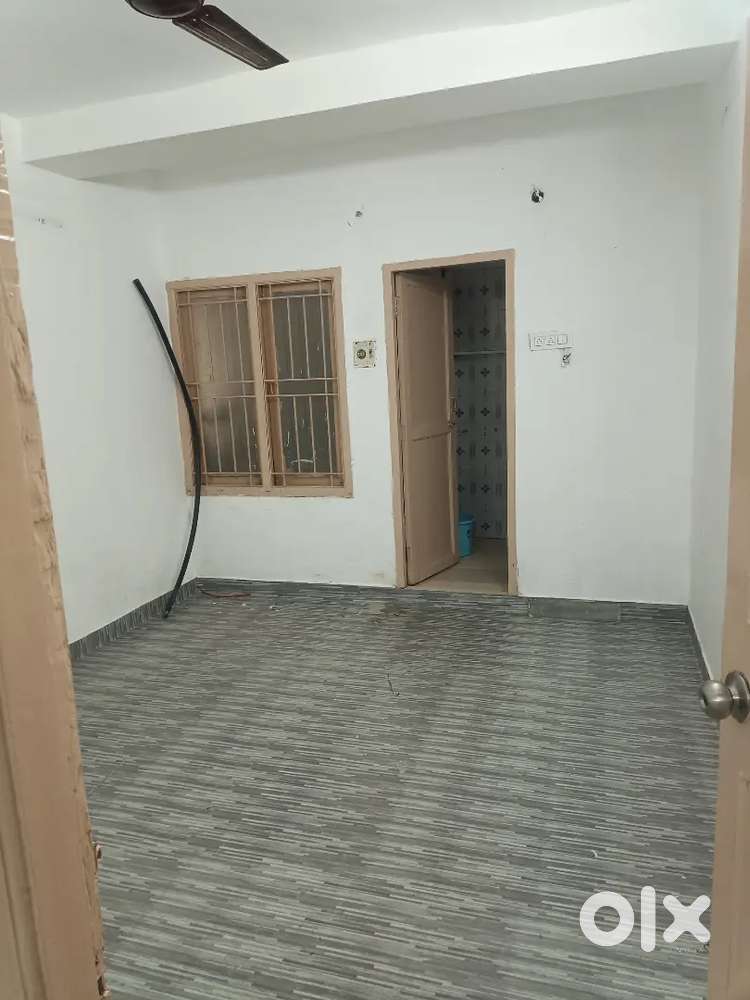 900 sq ft office space for rent in Nungambakkam