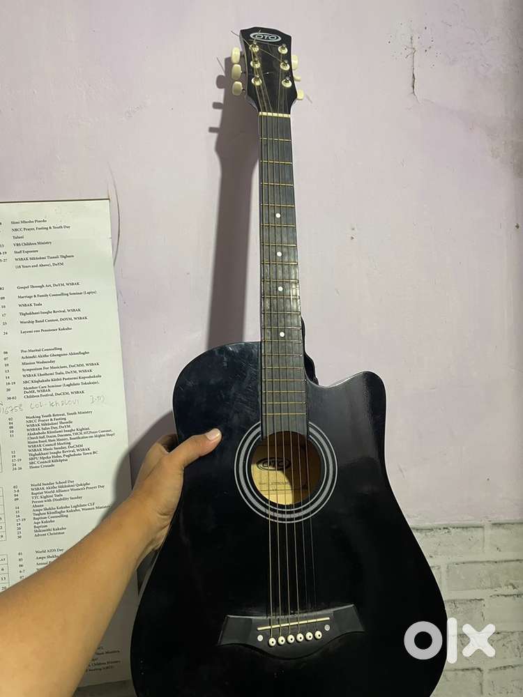 Guitar for sale
