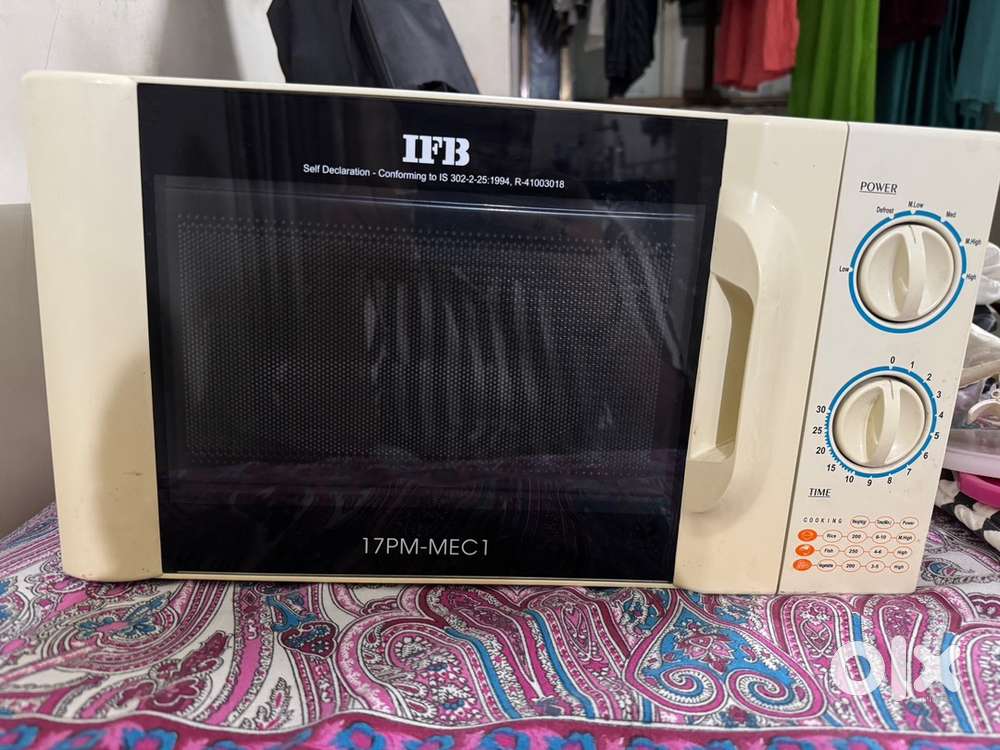 1200W IFB 17PM-MEC1 solo microwave oven