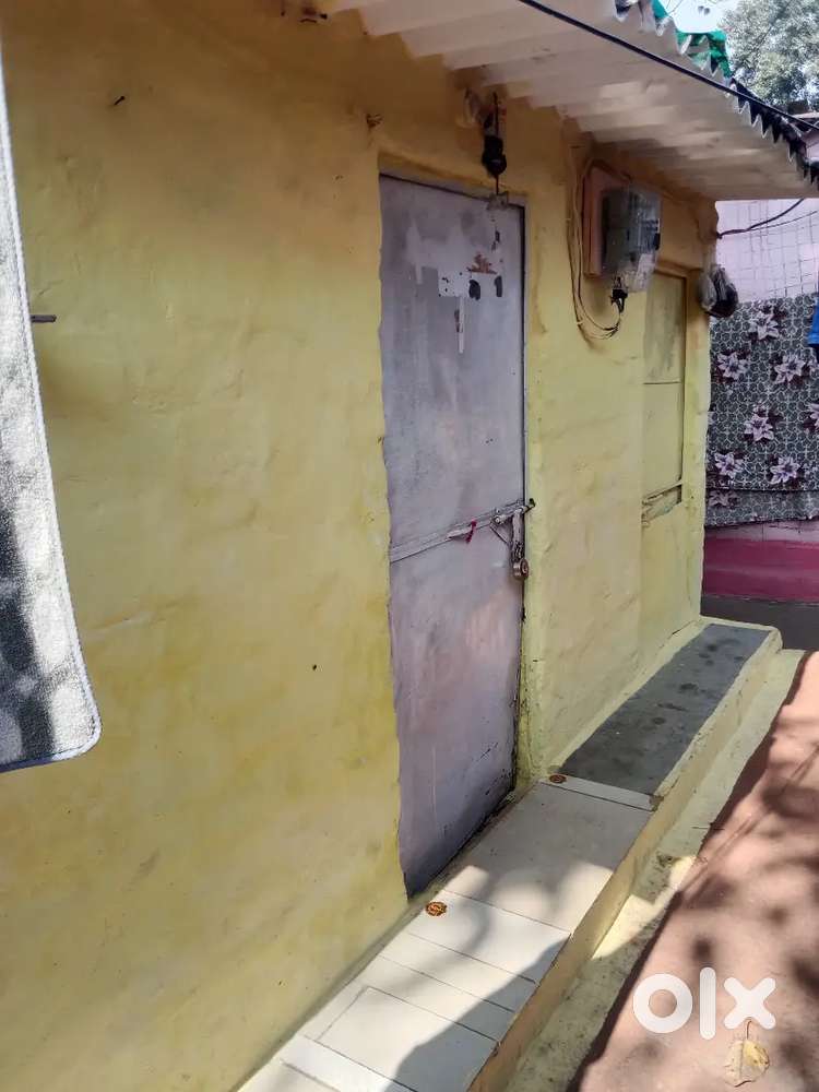 झुग्गी किराए से देना है