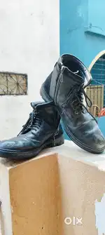 BRANDED SHOES