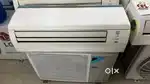 1Ton Daikin 5-Star Inverter Split AC Air Conditioner in good condition