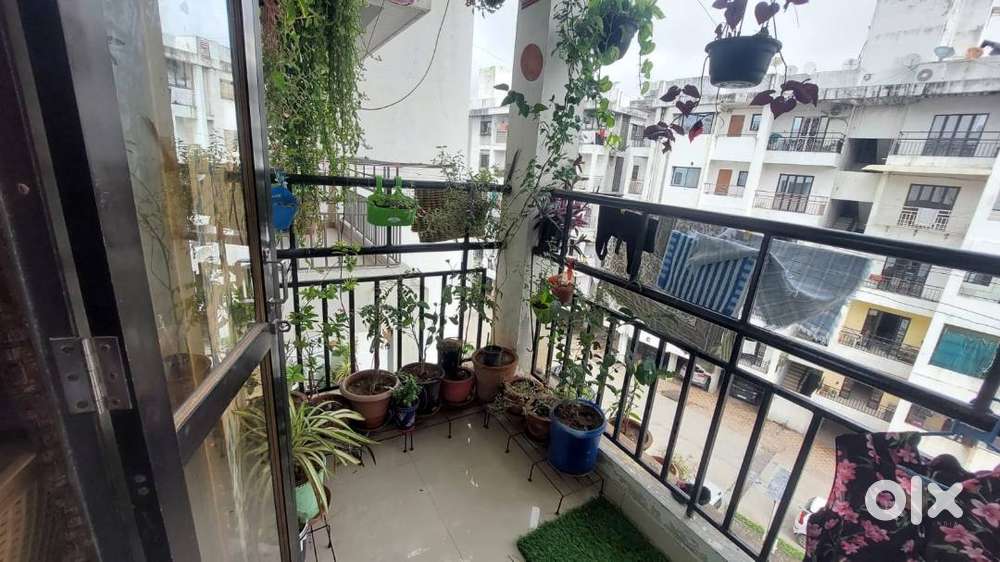 (CODE R-1560)3BHK FLAT OPP.SSV-2 SCHOOL,KUBERESHWAR ROAD,WAGHODIA ROAD