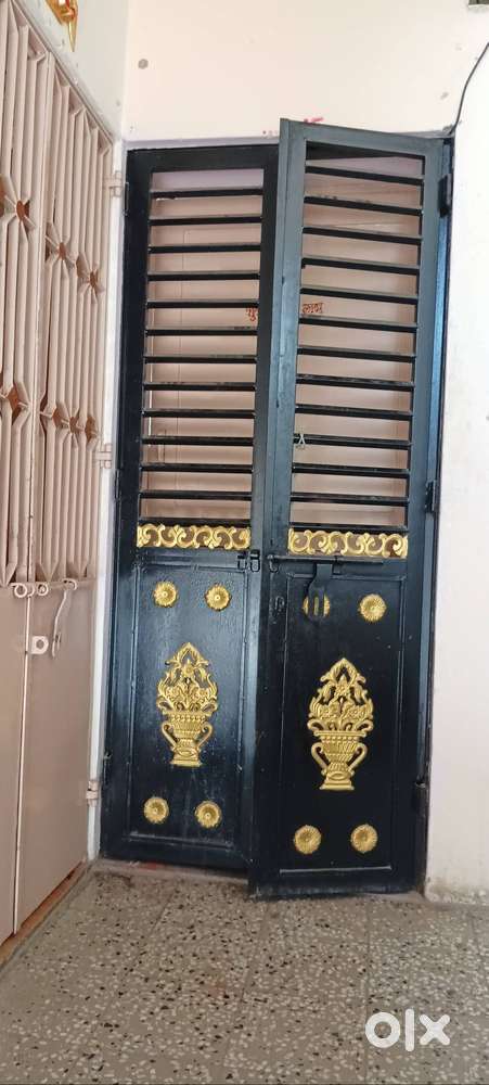 2 BHK Semi Furnished Flat for rent in Vejalpur