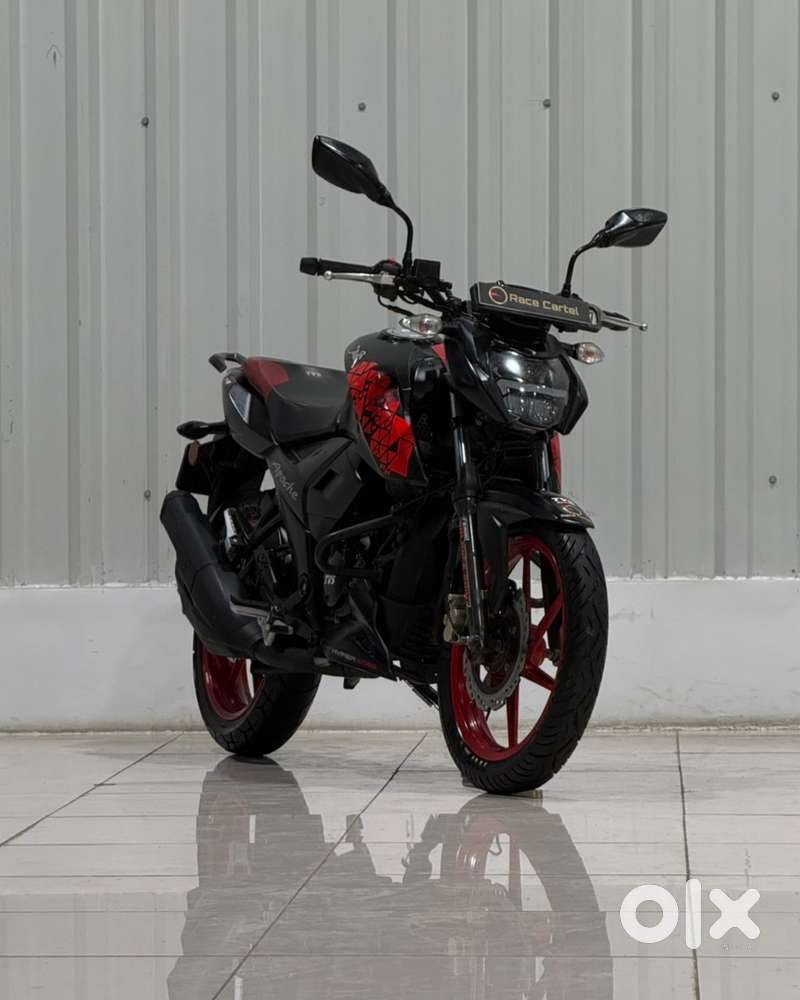 Apache RTR 160 4V