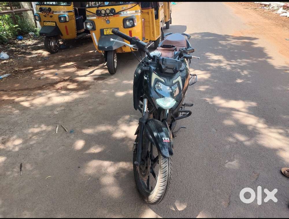 TVS APACHE RTR 160V
