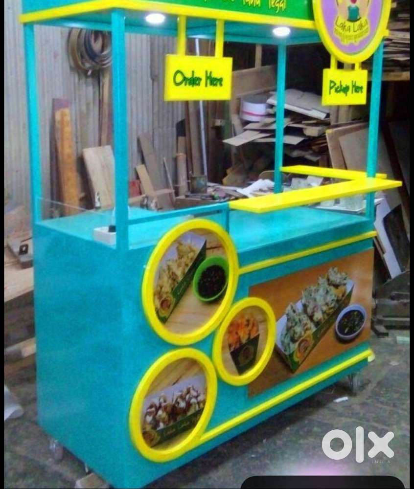 Tea and pani- puri shots