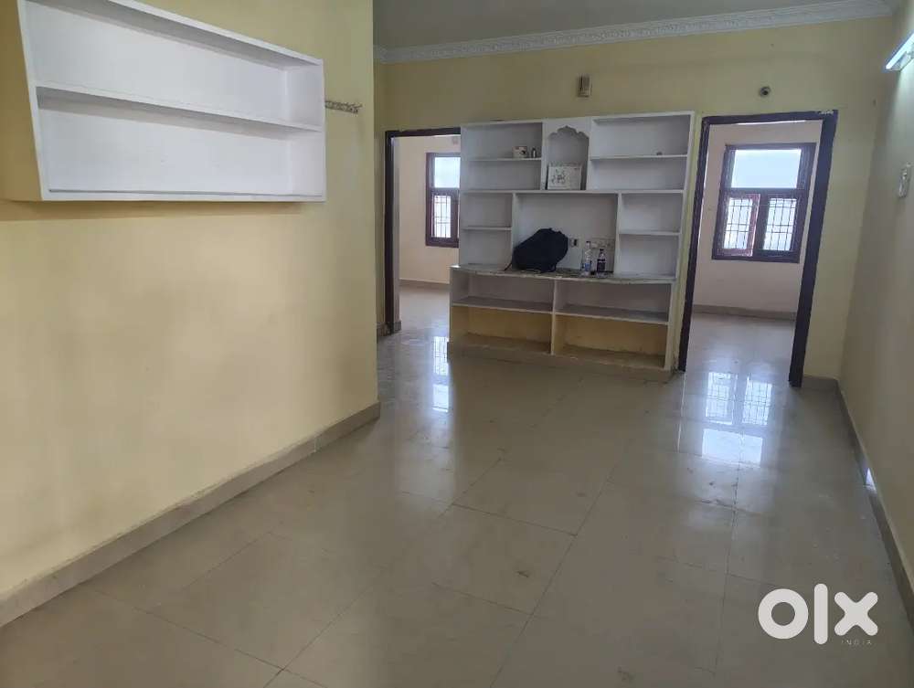 Deluxe 2bhk flat for rent