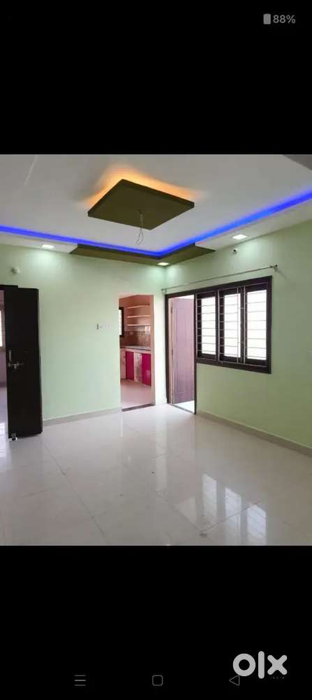 3bhk semi furnished flat at alkapur manikonda