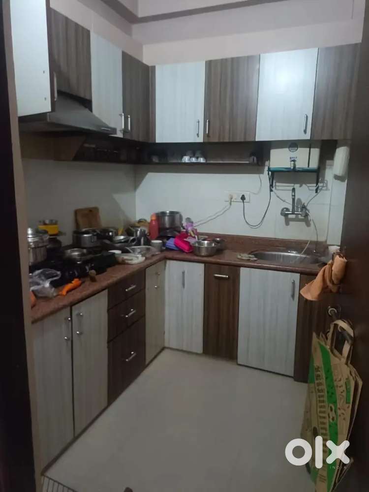 2 BHK FLAT AVAILABLE IN KIDWAI NAGAR PRIME LOCATION