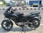 BÀJA PULSAR 220 NEET AND GOOD CONDITION