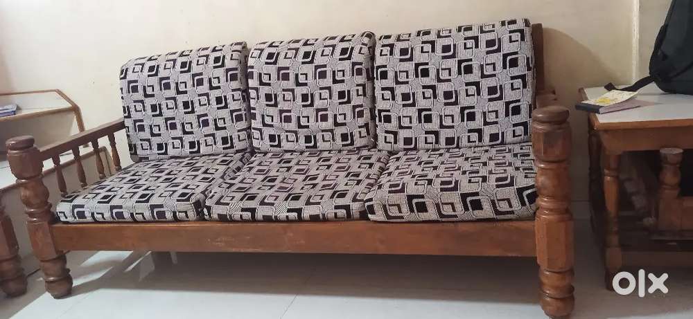 Saagvan Sofa Set With Chair Tea Table