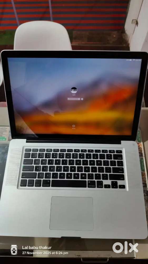 Mac 15 pro , 256 gb i7 All Working Top Condition