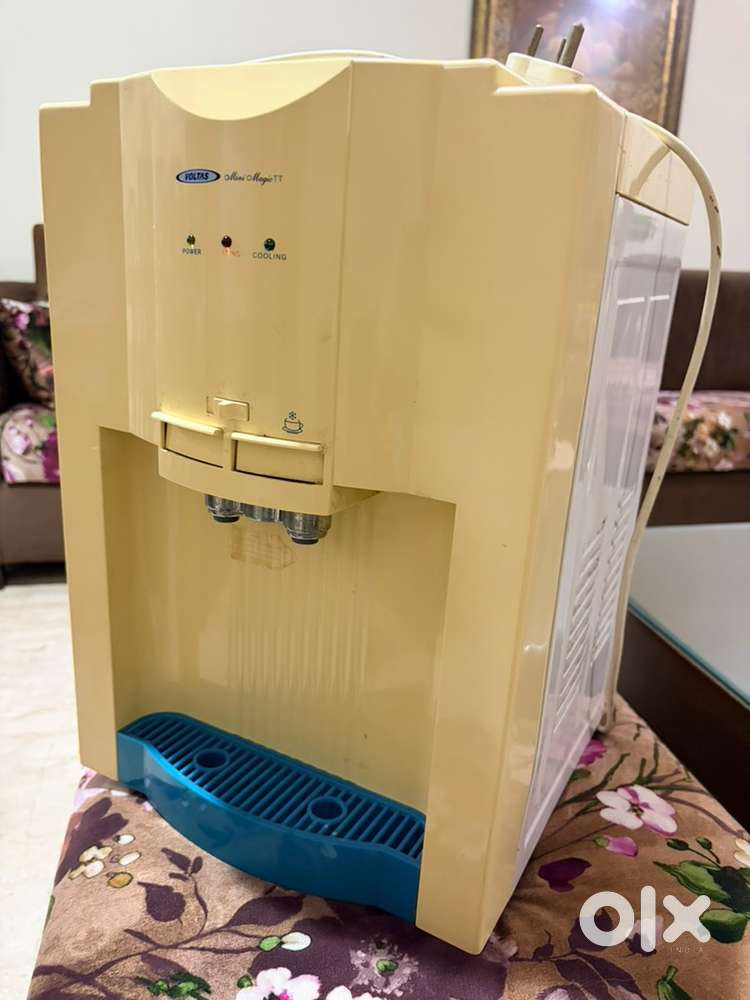 Voltas Hot & Cold Water Dispenser