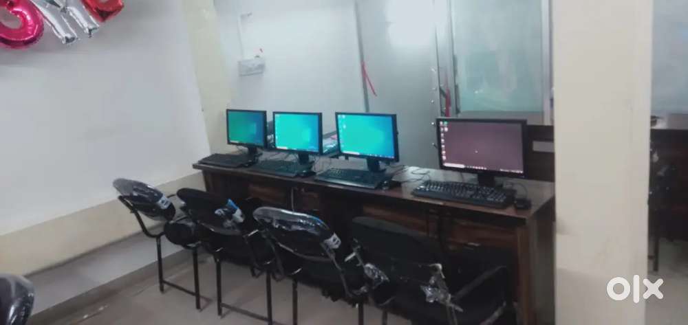 Dell / HP Computer