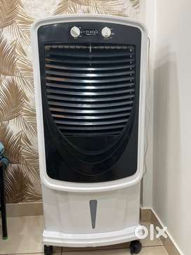 1 week old Brand new cooler with 1 year warrenty for sale