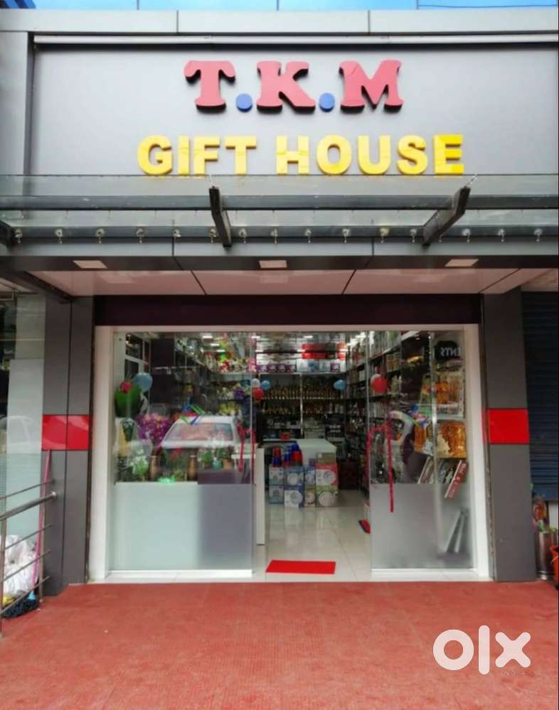 Urgent Male Salesman needed