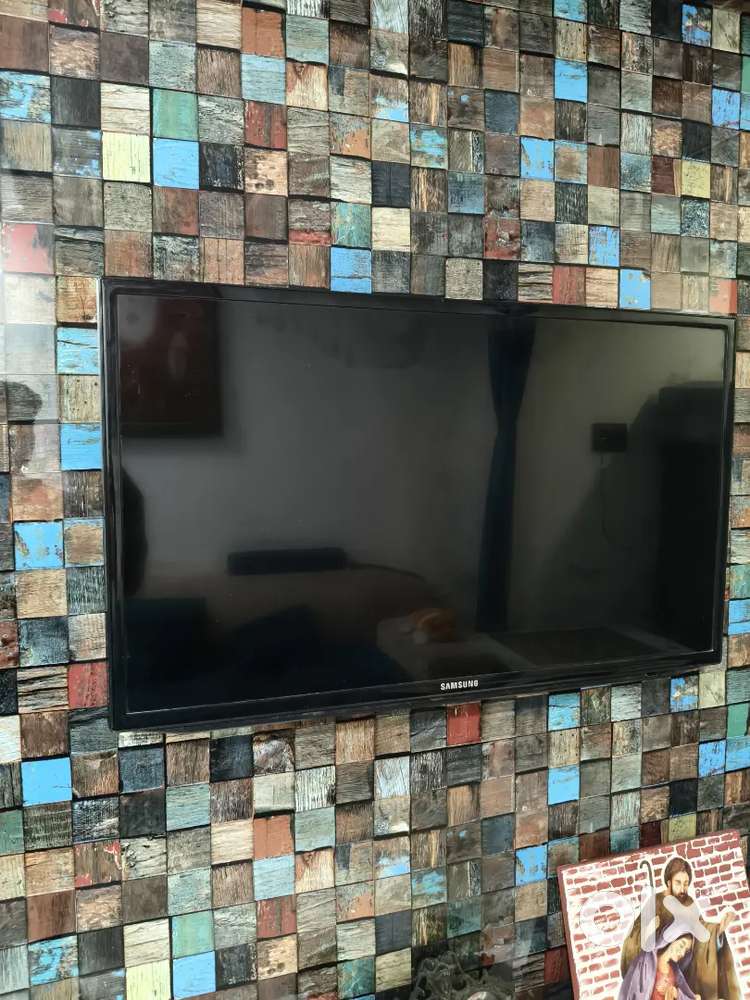 Samsung 32 in 1500 only