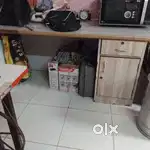 Kitchen rekh and table
