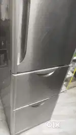 Hitachi 3 door freez