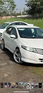 17 inchi alloye wheels with brand new tires