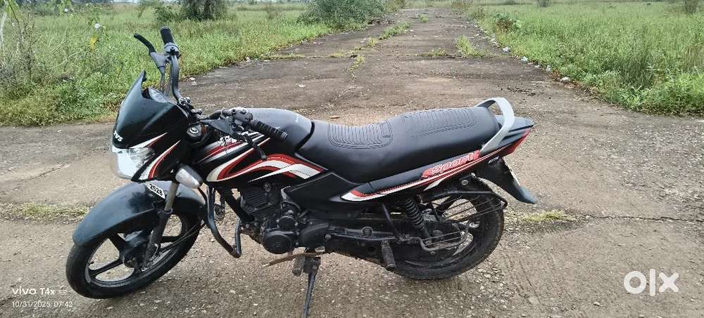 Good condition me hai gadi mujhe paisho ki jaurat hai