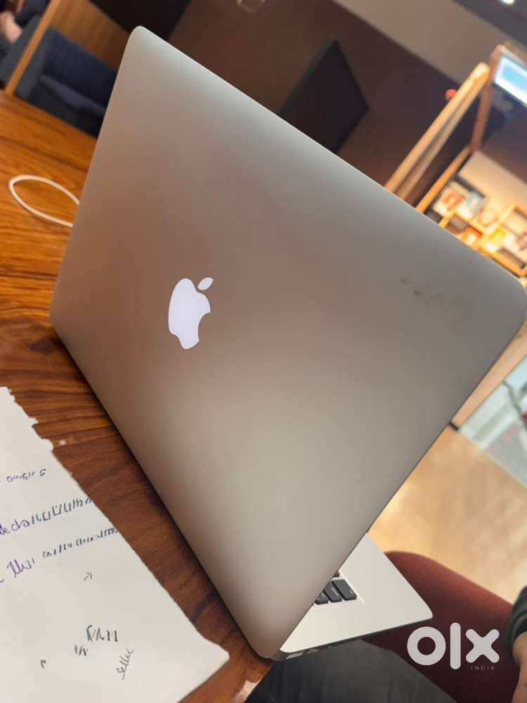 MacBook Air 13” (Early 2015) Reliable & Perfect for Everyday Use