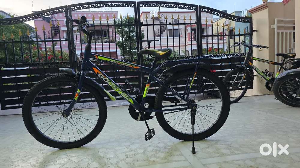 2 Booster Mountain Bicycles for 9 to 13 years
